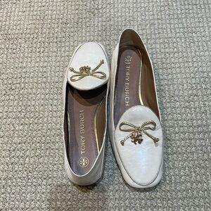 Tory Burch off white leather flat